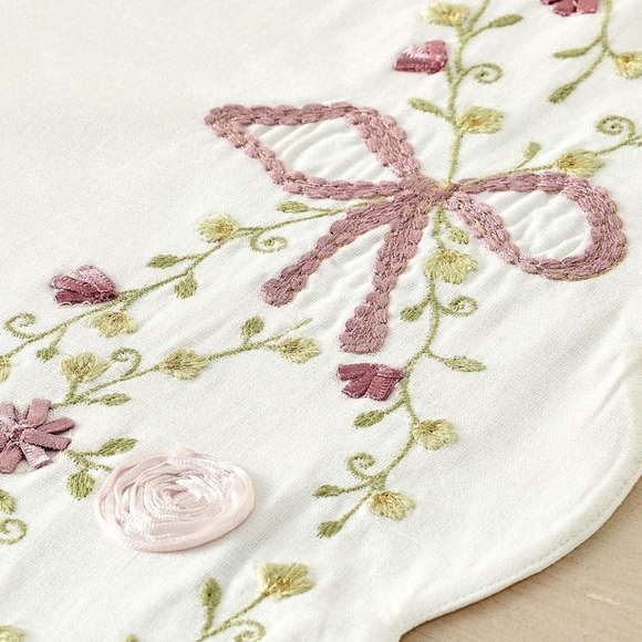 NWT LoveshackFancy Embroidered Table runner - Picture 3 of 4